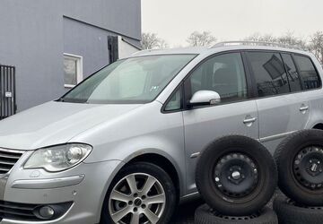 VW Touran 260.000 km 3.990 &euro; Essen 45326
