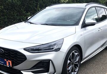 Ford Focus 10.588 km 27.480 &euro; Düsseldorf 40589