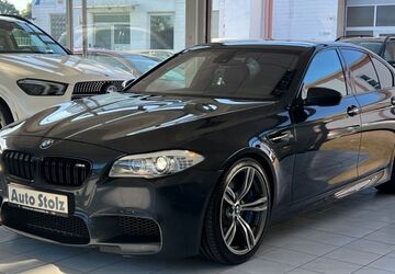 BMW M5 110.314 km 34.950 &euro; Essen 45141