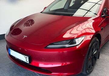 Tesla Model 3 7.400 km 40.200 &euro; Tönisvorst 47918