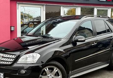 Mercedes-Benz ML 350 34.800 km 29.900 &euro; Mülheim an der Ruhr 45476