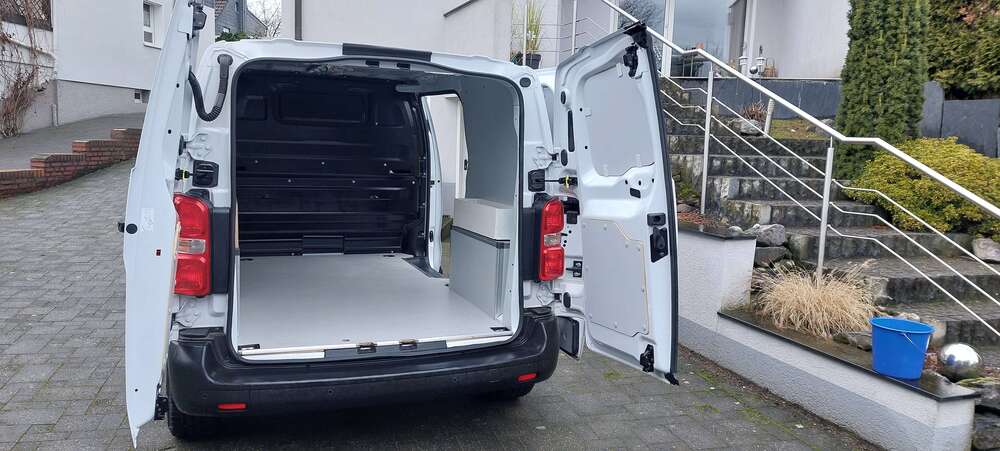 Peugeot Expert 26.000 km 22.300 &euro; Oberhausen 46145