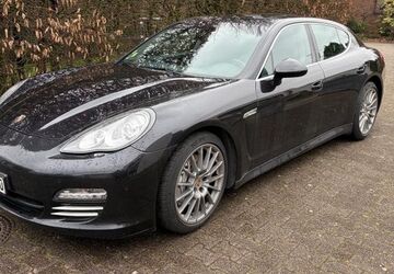 Porsche Panamera 170.000 km 22.990 &euro; Oberhausen 46047
