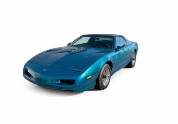 Pontiac Firebird 85.953 km 22.999 &euro; Essen 45219